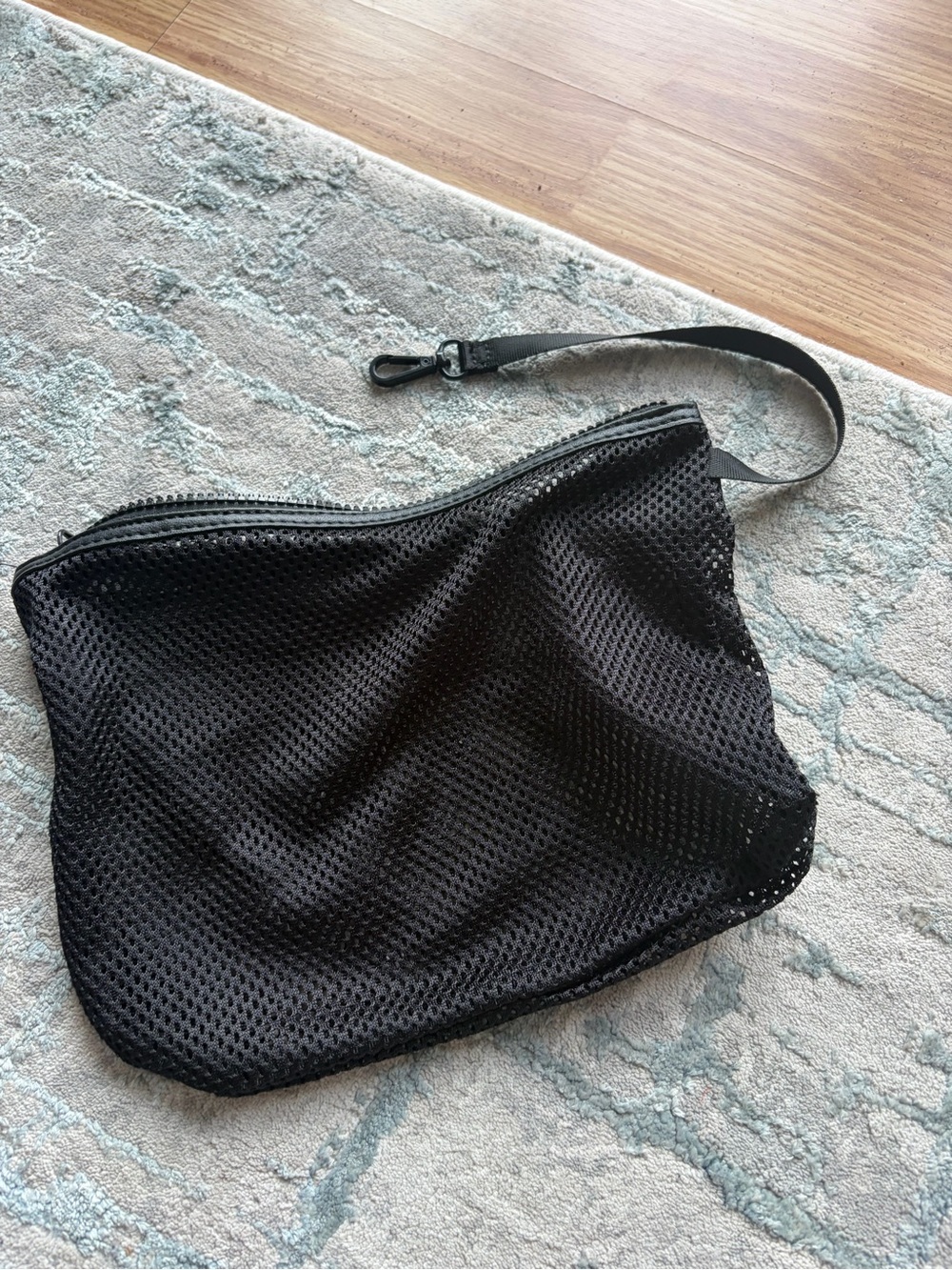 Black Mesh Wristlet Clutch